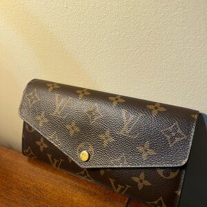Louis Vuitton Monogram Large Sarah Wallet